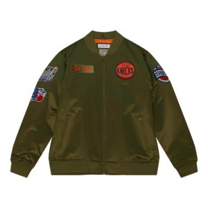 Chamarras Mitchell & Ness Flight Satin Bomber New York Knicks Hombre | 4281BGKES