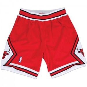 Short Mitchell & Ness Chicago Bulls Carretera 1997-98 Hombre | 0371GQETK